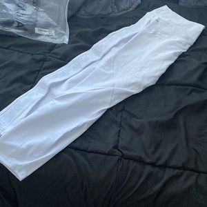 FABLETICS Large White Define High Waisted 7/8 Leggings